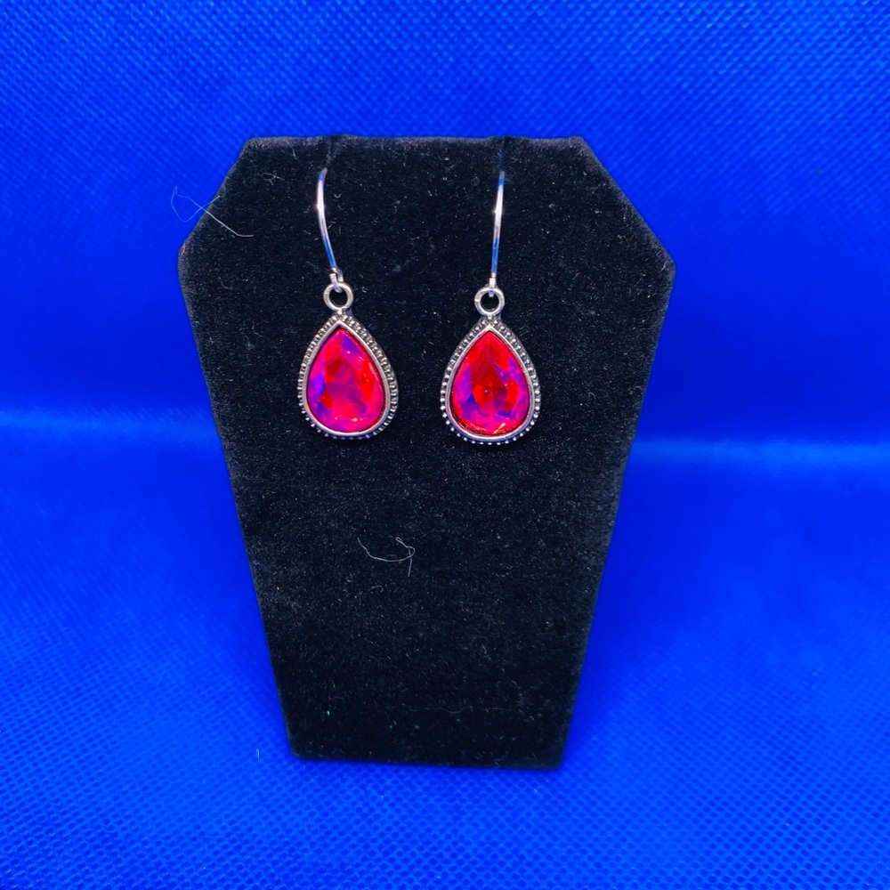 Earrings - Picture 3 of 4